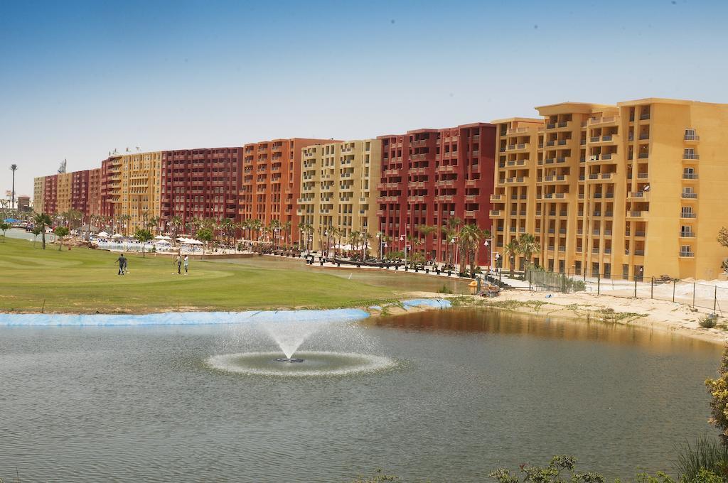 Porto Golf Marina Apartments Powered By Amer-Group Эль-Аламейн Экстерьер фото